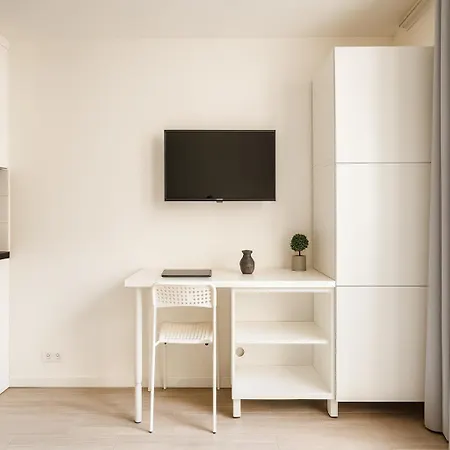 Lägenhet Cosy Proche Des Buttes-chaumont Paris