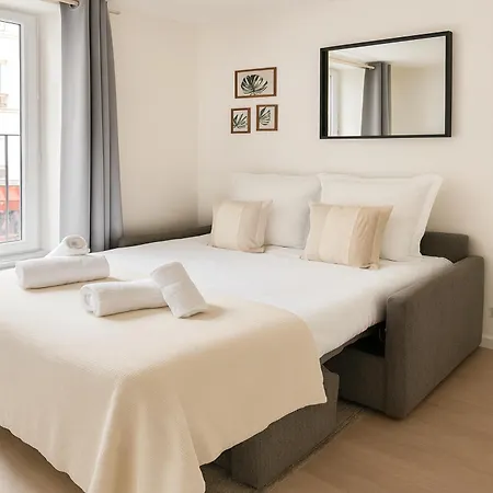 Cosy Proche Des Buttes-chaumont Lägenhet